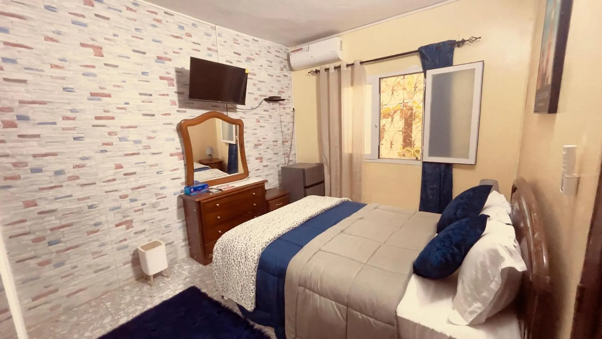 Residence D Hotes Minerva Mermoz 다카르 홈스테이